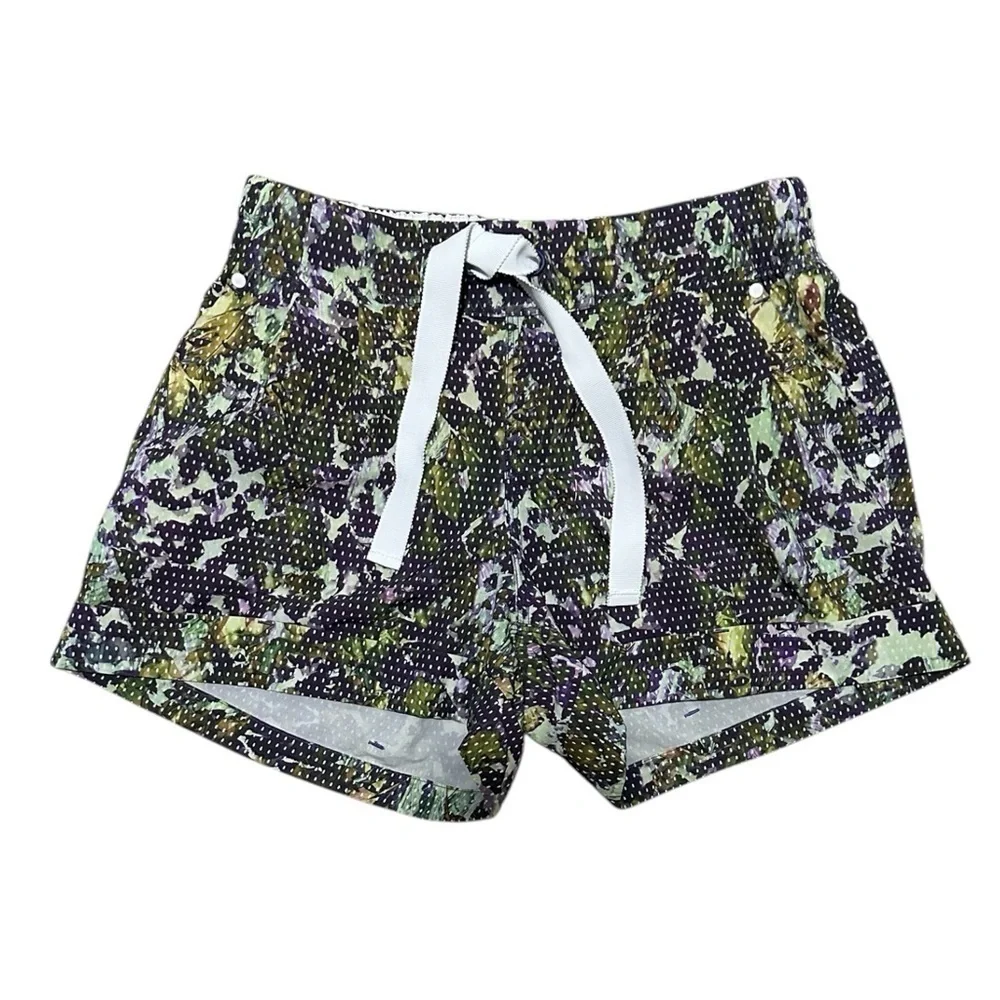 Lululemon Spring Break Away Mid Rise Short 3” in Floral Sport White Multi Sz 4